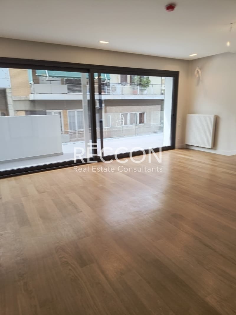 Apartment in Neo Pagkrati, Vironas — Photo 1 of 24