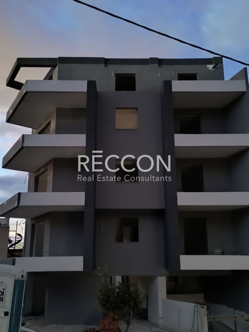 House in Zoodochos Pigi, Vironas — Photo 2 of 9