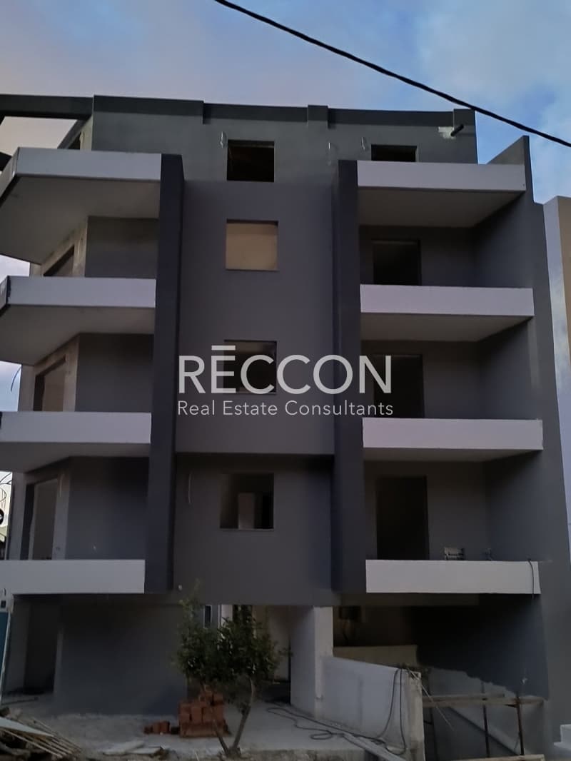 House in Zoodochos Pigi, Vironas — Photo 1 of 9
