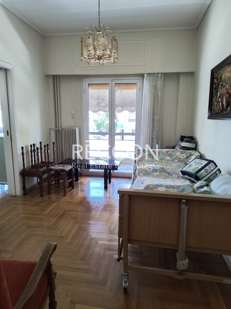 Apartment in Analipsi, Vironas — Photo 2 of 21