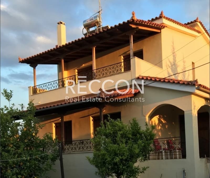 Μονοκατοικία στην Κέντρο, Ξυλόκαστρο — Φωτογραφία 1 από 19