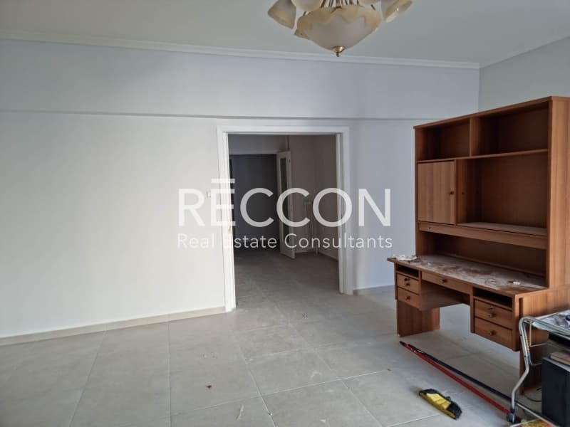 Apartment in Plateia Koliatsou, Patision - Acharnon — Photo 3 of 30