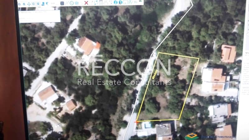 Building Plot in Center, Penteli — Photo 2 of 4