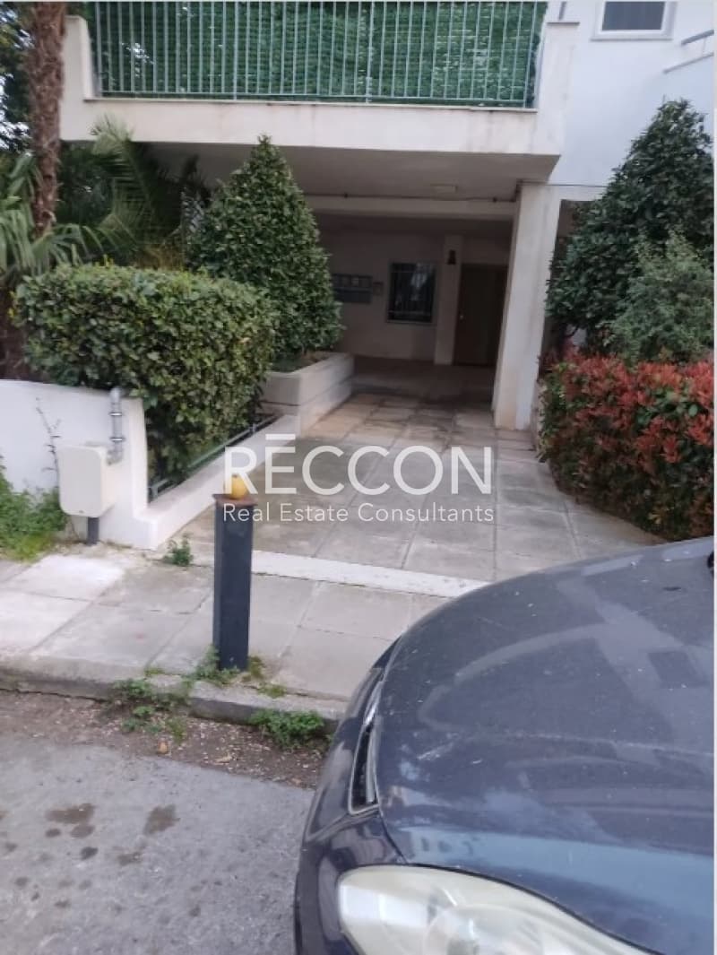 Apartment in Center, Marousi — Photo 3 of 15
