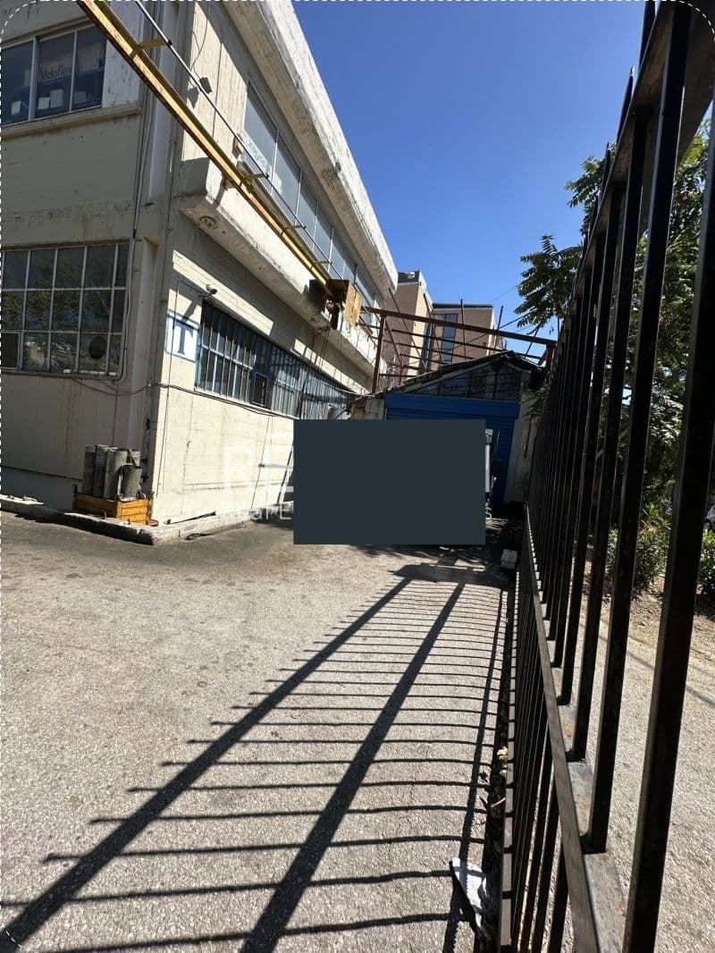 Ελαφρύς Βιομηχανικός Χώρος στην Σχινιάς, Περιστέρι — Φωτογραφία 8 από 12