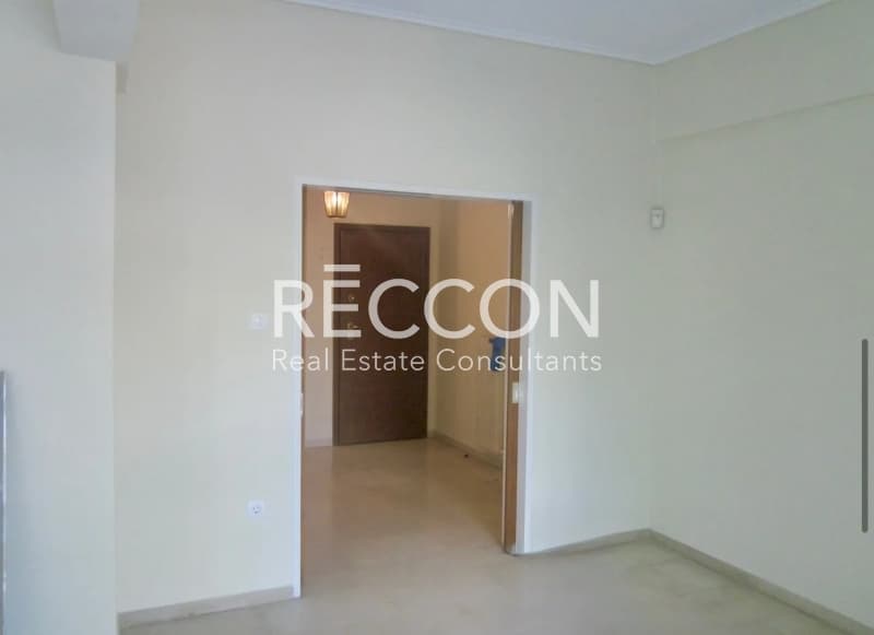 Apartment in Kato Kifisia, Kifisia — Photo 2 of 9