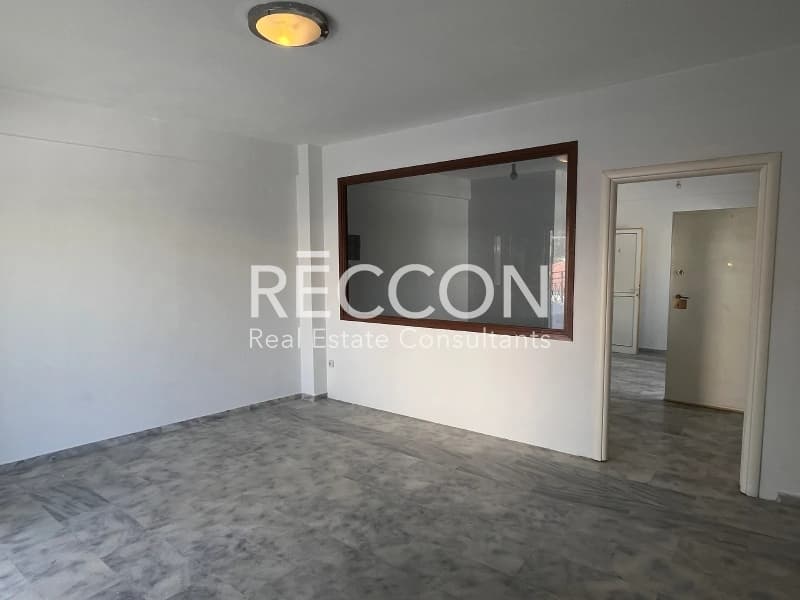 Apartment in Center, Nea Erithraia — Photo 3 of 16