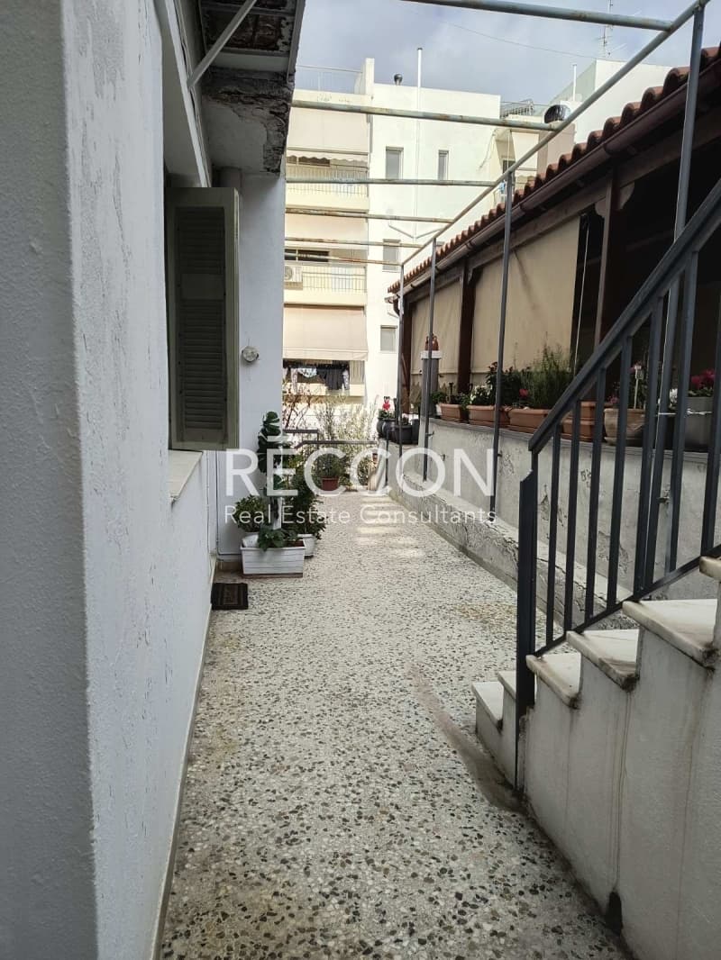House in Zoodochos Pigi, Vironas — Photo 10 of 30