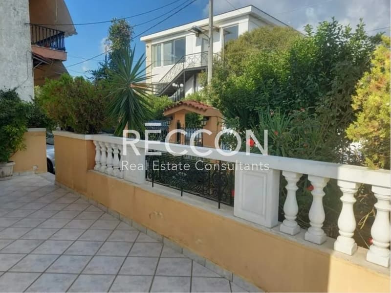 House in Center, Agios Stefanos — Photo 18 of 21