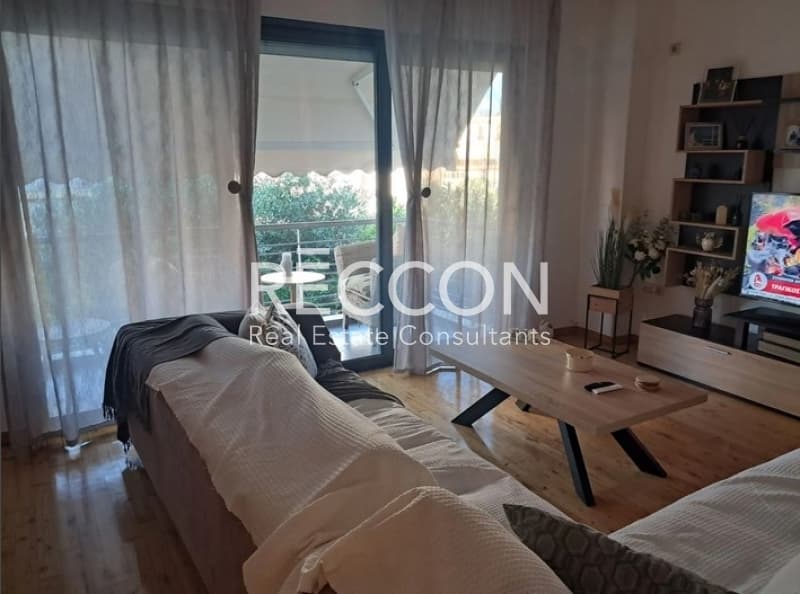 Apartment in Panorama, Dafni — Photo 1 of 15