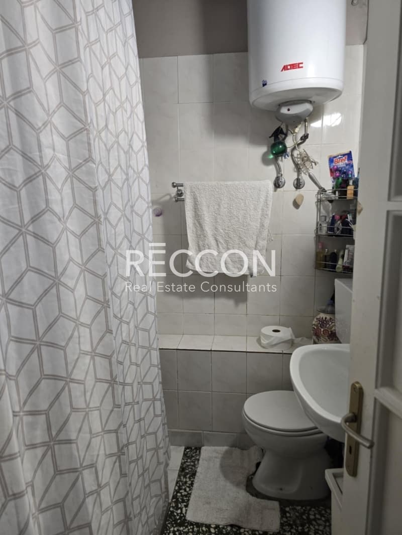 Apartment in akadimia Platonos, Kolonos - Kolokinthous — Photo 4 of 18