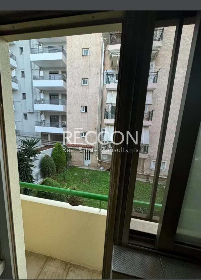 Apartment in Alsos, Nea Smyrni — Photo 17 of 18