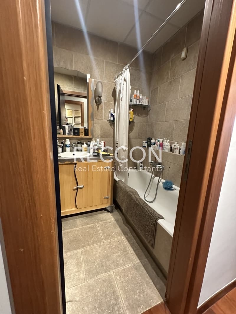 Apartment in akadimia Platonos, Kolonos - Kolokinthous — Photo 17 of 30
