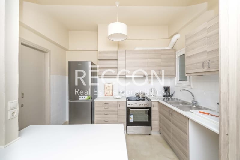 Apartment in Fokionos Negri, Kipseli — Photo 3 of 24
