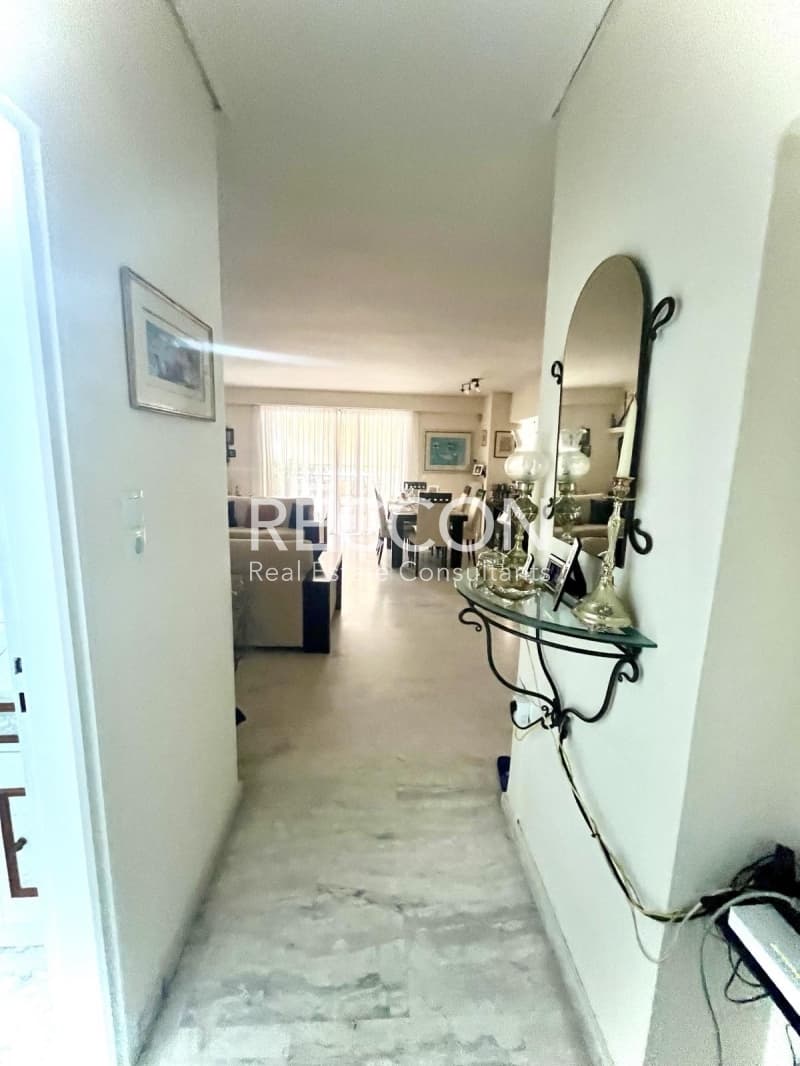 Apartment in Agia Paraskevi, Nea Smyrni — Photo 4 of 11