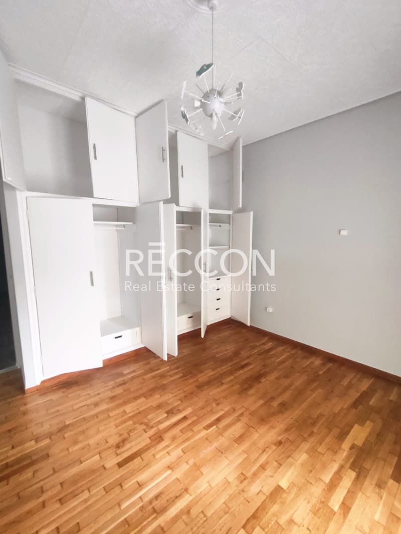Apartment in Neo Pagkrati, Vironas — Photo 8 of 13