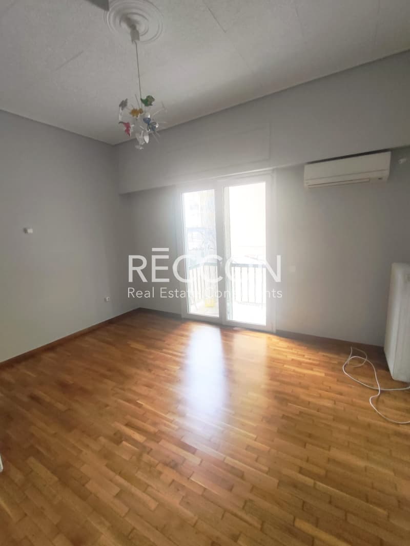 Apartment in Neo Pagkrati, Vironas — Photo 9 of 13