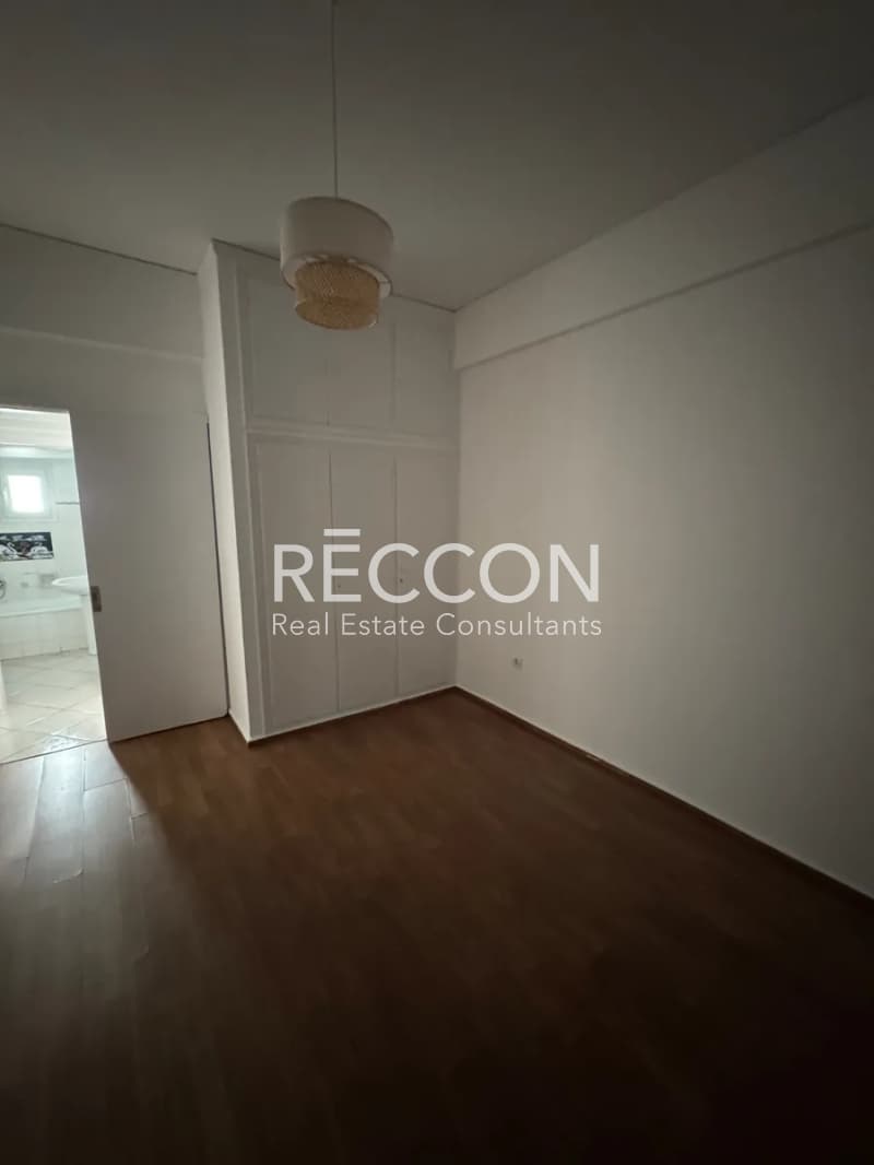 Apartment in Agia Sofia, Neo Psichiko — Photo 12 of 16