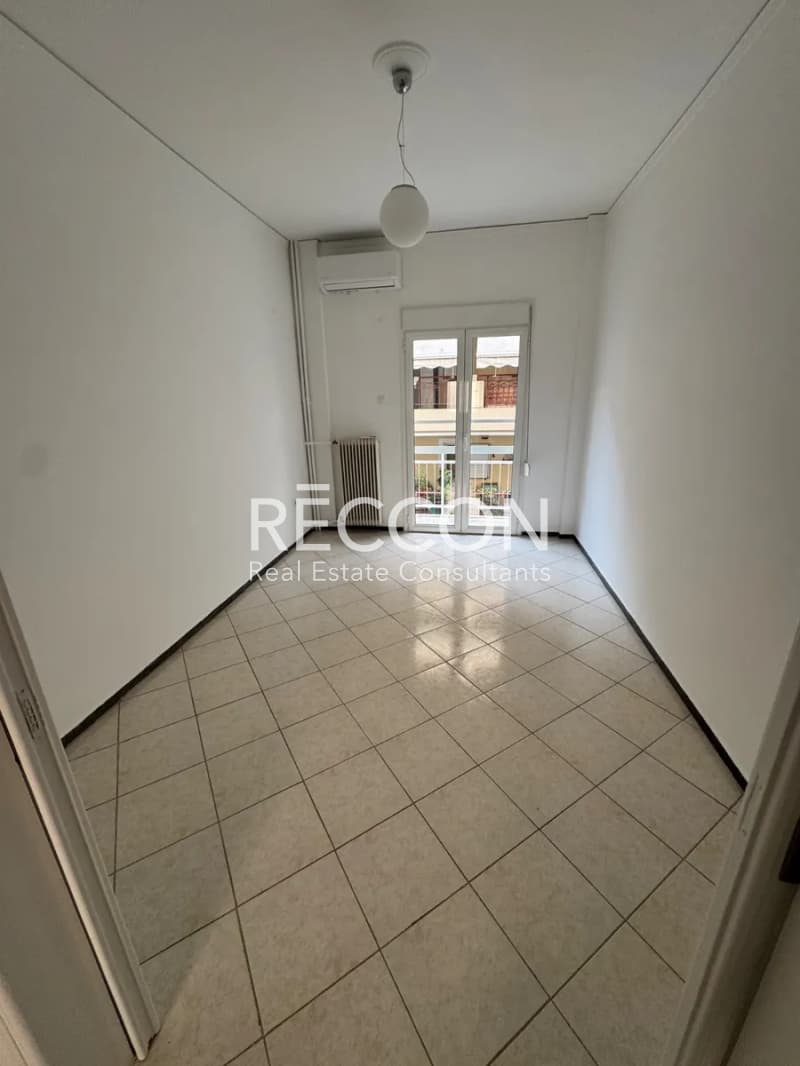 Apartment in Agia Sofia, Neo Psichiko — Photo 4 of 16
