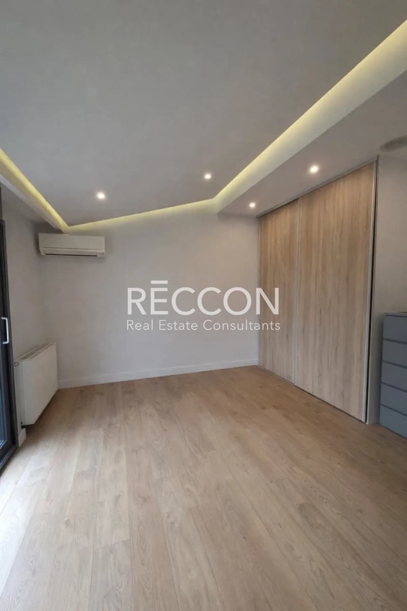Apartment in Center, Agios Stefanos — Photo 9 of 18