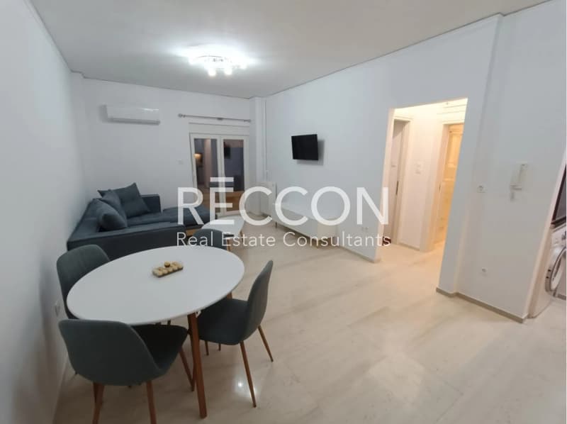 Apartment in Polidroso, Chalandri — Photo 2 of 15