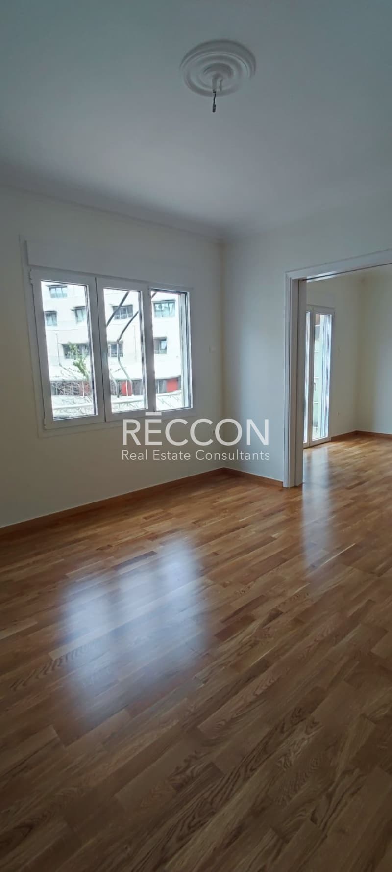 Apartment in Evelpidon, Poligono - Tourkovounia — Photo 3 of 7