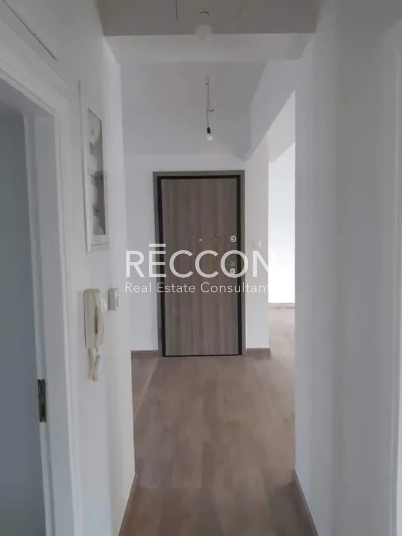 Apartment in Center, Vouliagmeni — Photo 13 of 14