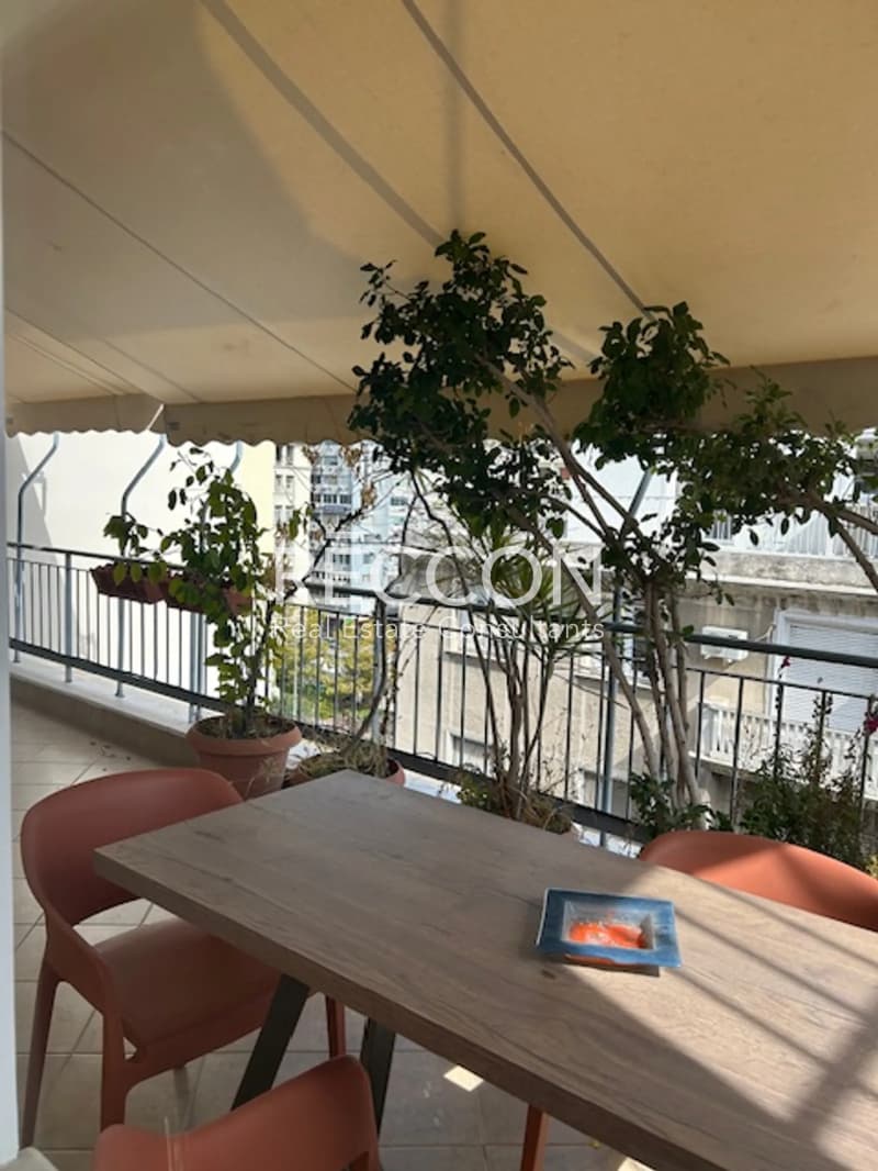 Apartment in Platia Kanigos, Exarchia - Neapoli — Photo 4 of 13