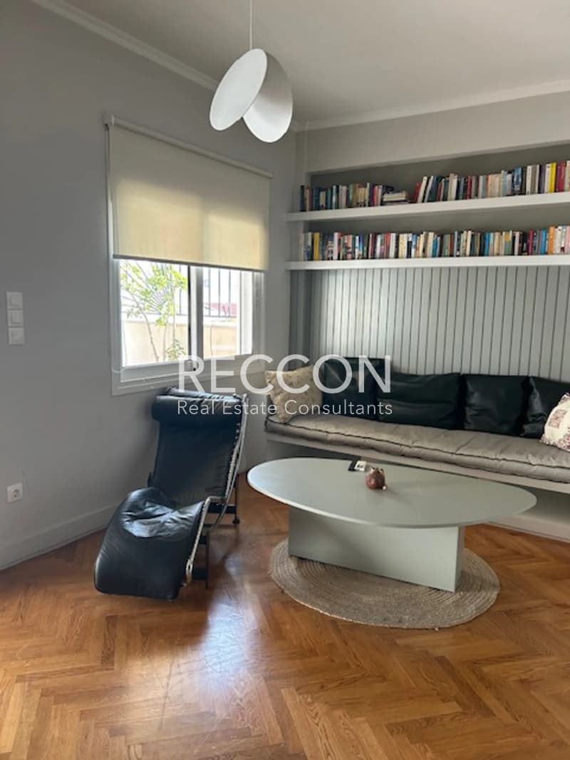 Apartment in Platia Kanigos, Exarchia - Neapoli — Photo 3 of 13