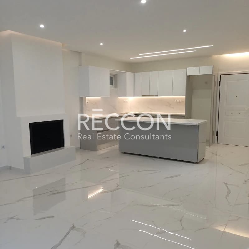 Apartment in Ekteloniston - Eforiakon, Alimos — Photo 1 of 11