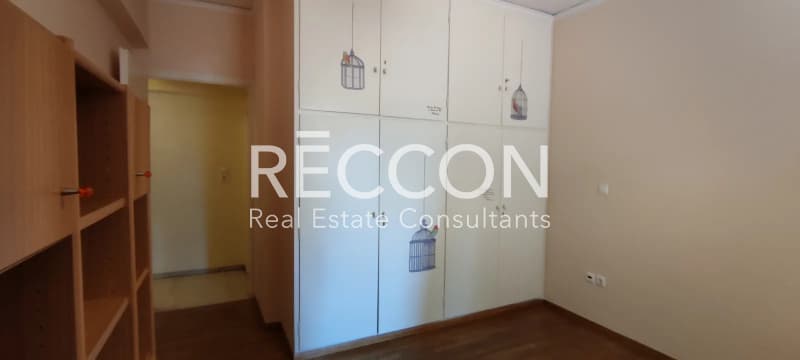 Office in Agia Anna, Chalandri — Photo 9 of 19