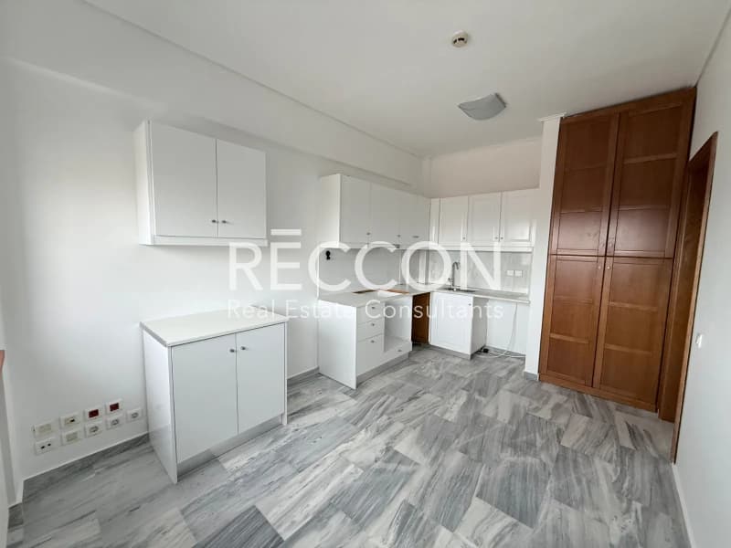 Apartment in Polidroso, Chalandri — Photo 5 of 18