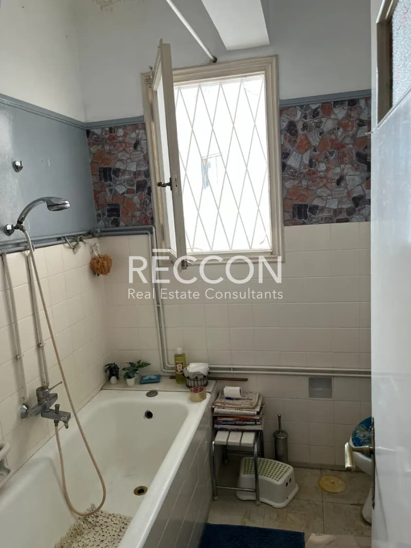 Apartment in Politechneio, Exarchia - Neapoli — Photo 18 of 23