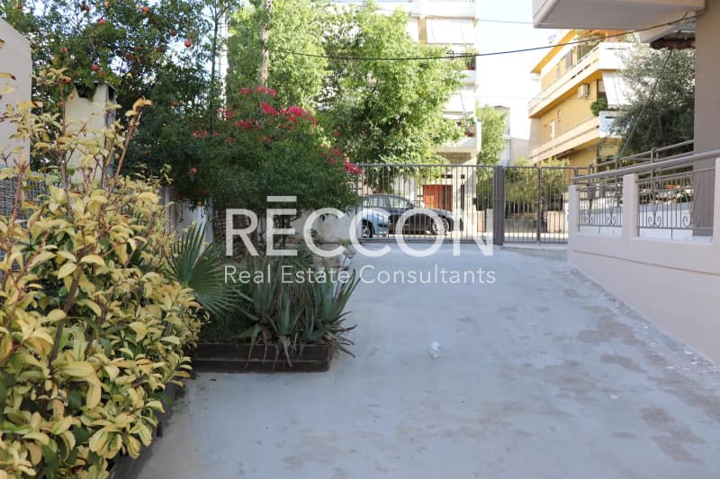 Apartment in Ampelakia, Alimos — Photo 22 of 23