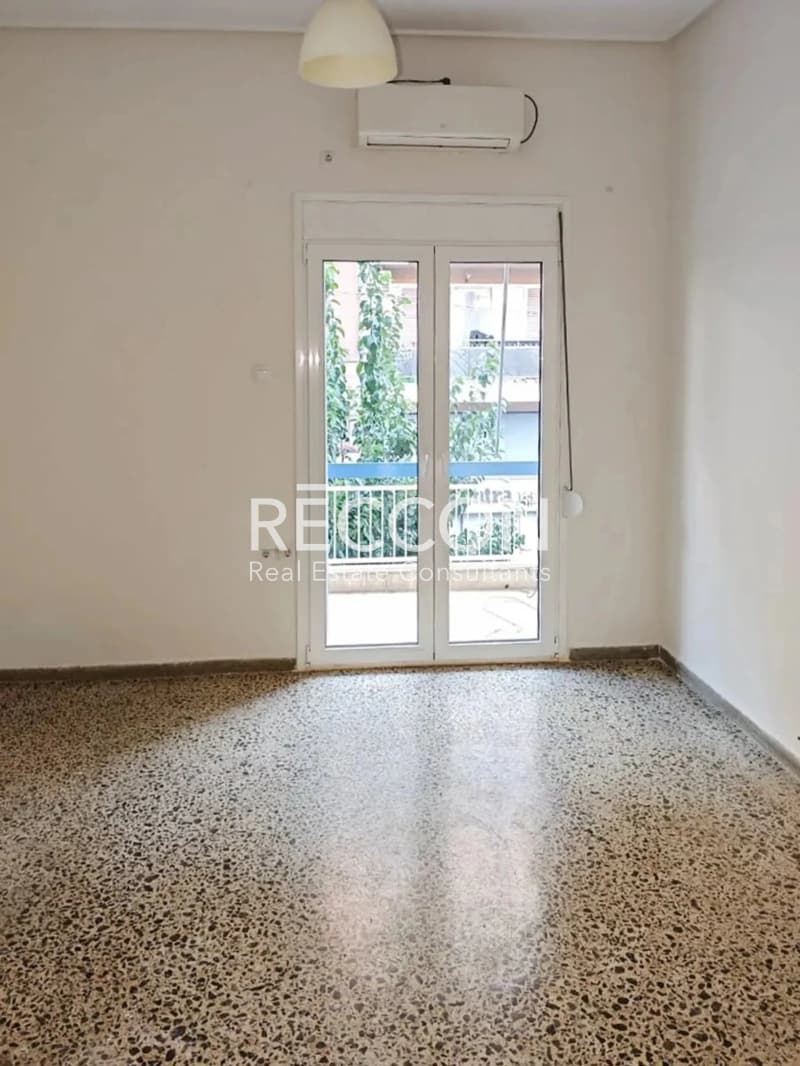 Apartment in Agia Eleousa, Kalithea — Photo 5 of 7