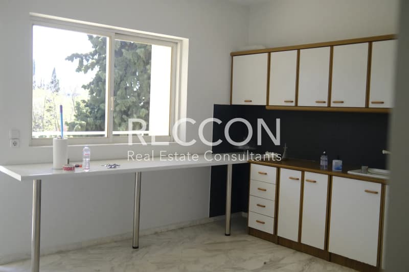 Apartment in Kefalari, Kifisia — Photo 1 of 10