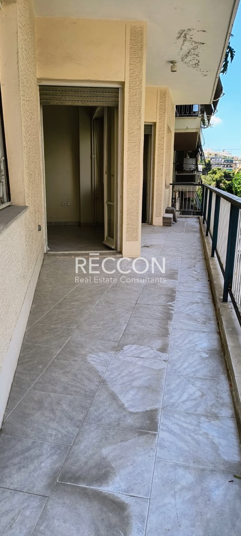 Apartment in Analipsi, Vironas — Photo 25 of 30