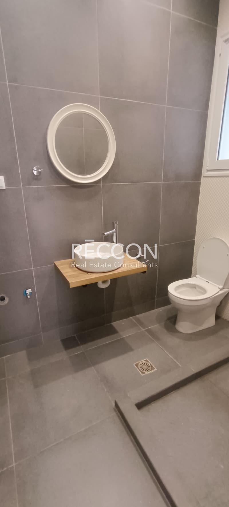 Apartment in Fokionos Negri, Kipseli — Photo 5 of 11