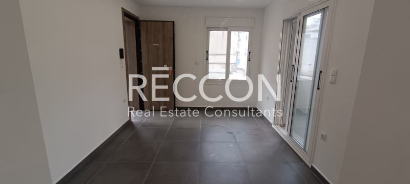 Apartment in Fokionos Negri, Kipseli — Photo 11 of 13