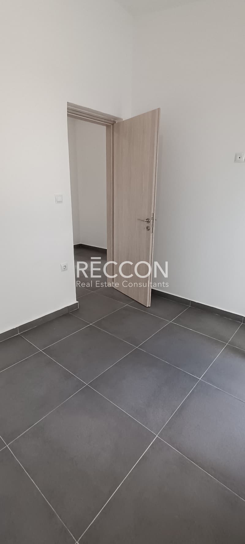 Apartment in Fokionos Negri, Kipseli — Photo 3 of 16