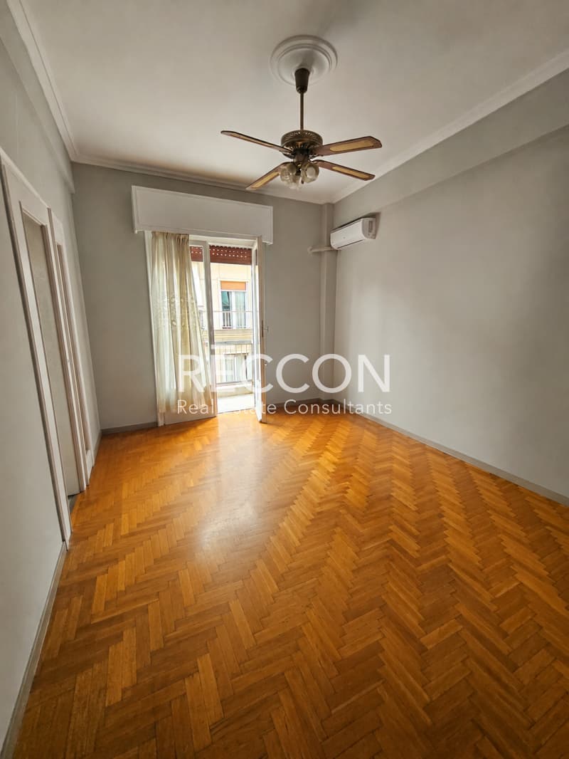 Apartment in Osios Loukas, Patisia — Photo 1 of 19