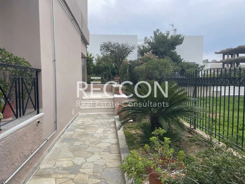 Apartment in Ano Voula, Voula — Photo 16 of 18