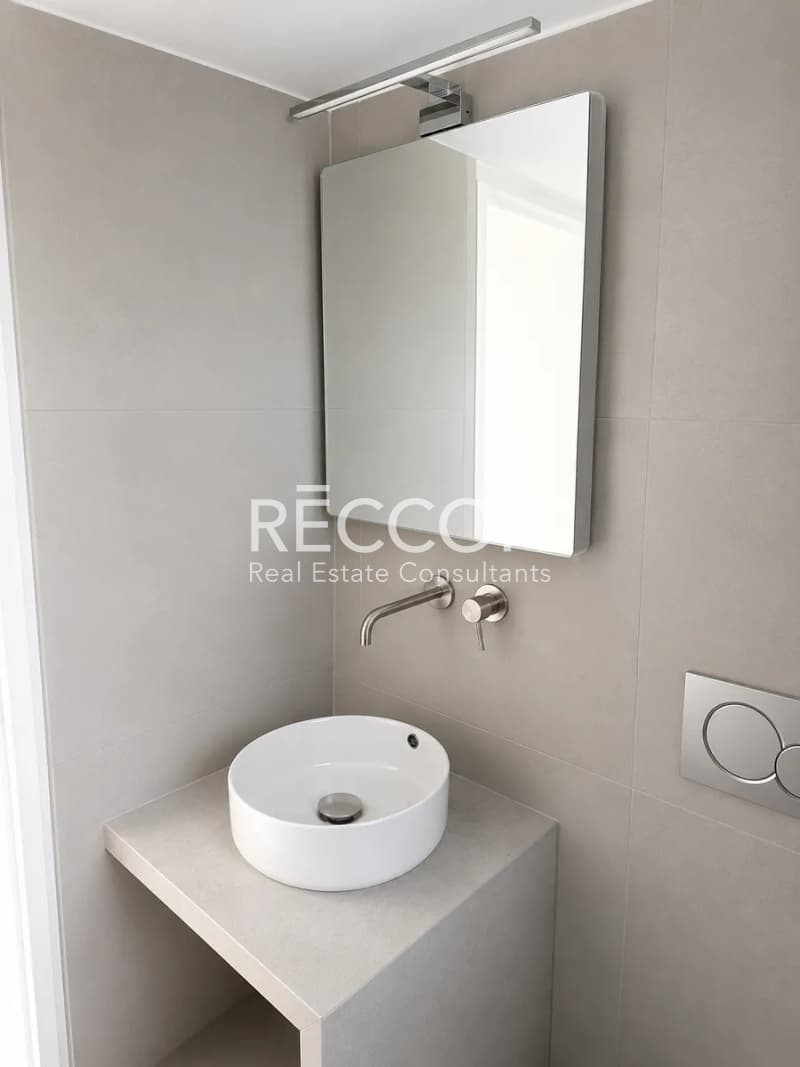 Apartment in Ano Voula, Voula — Photo 12 of 18