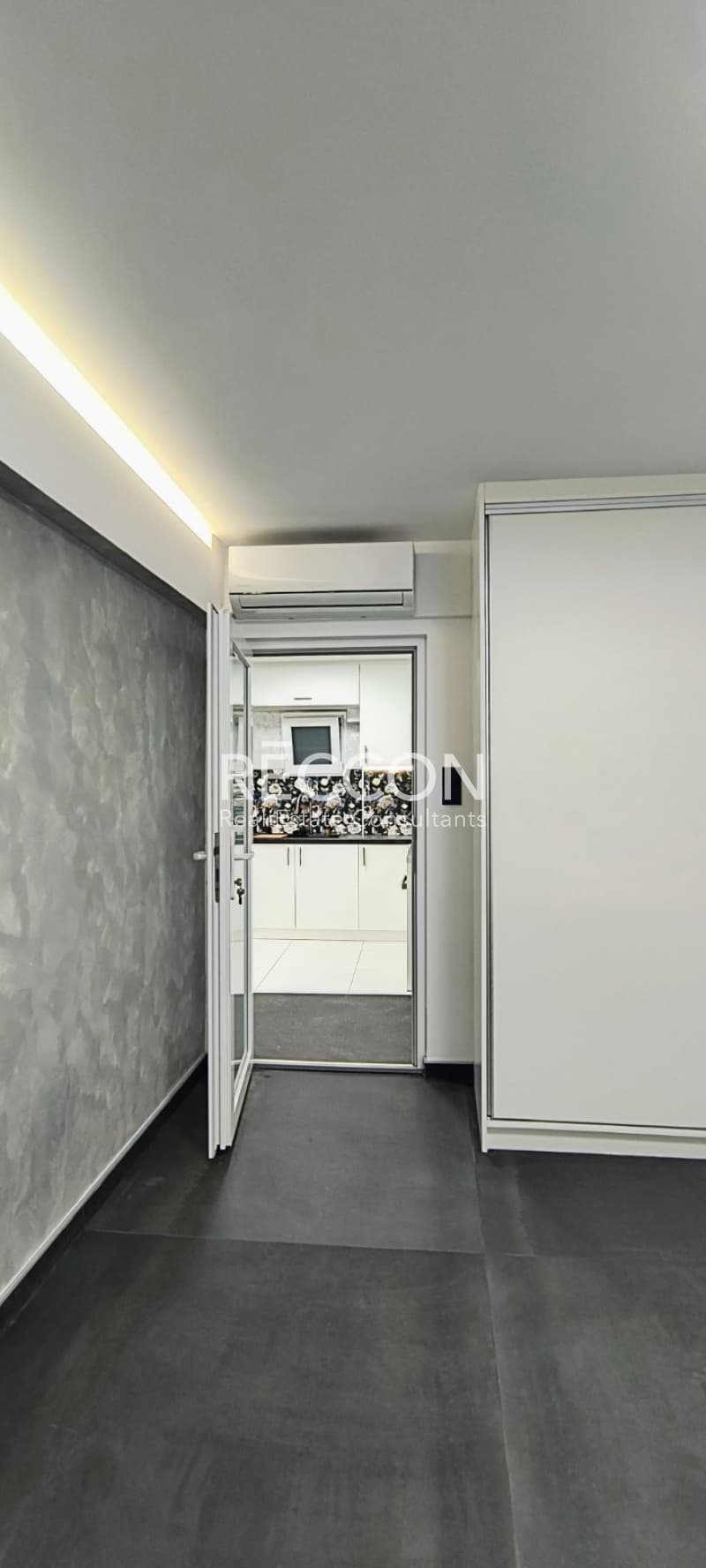 Apartment in Oria Imittou, Pagkrati — Photo 21 of 28