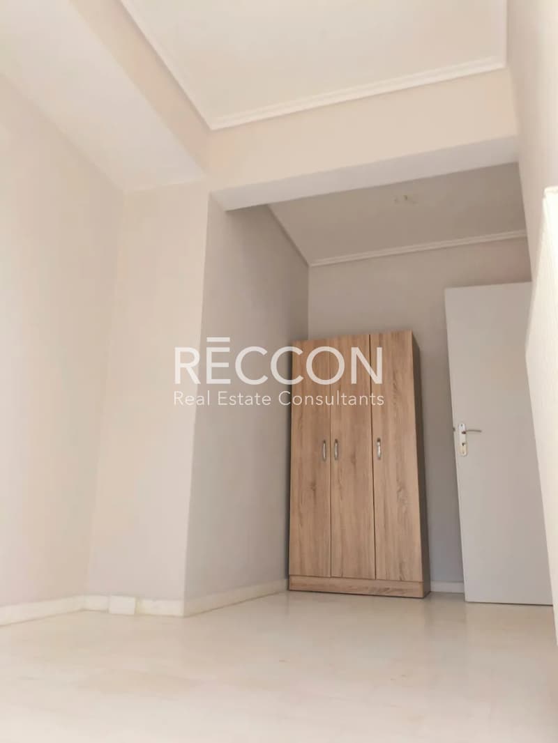 Apartment in Trachones, Alimos — Photo 18 of 22