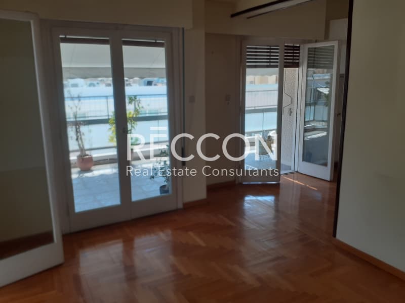 Apartment in Exarcheia, Exarchia - Neapoli — Photo 3 of 24