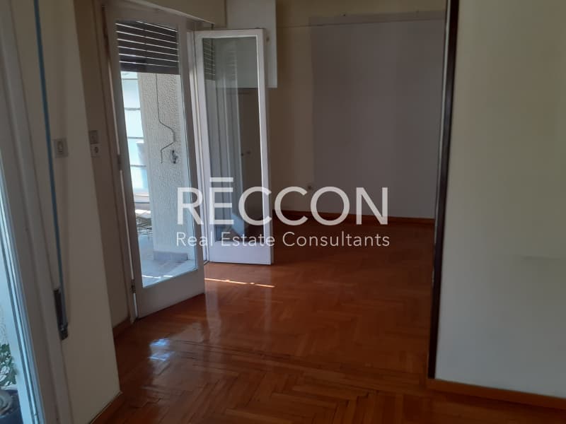 Apartment in Exarcheia, Exarchia - Neapoli — Photo 4 of 24