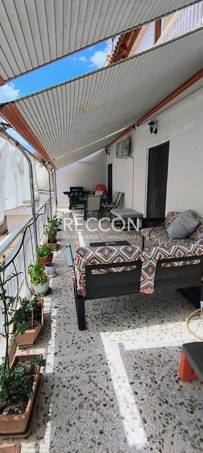 Apartment in Metamorfosi Virona, Vironas — Photo 1 of 30