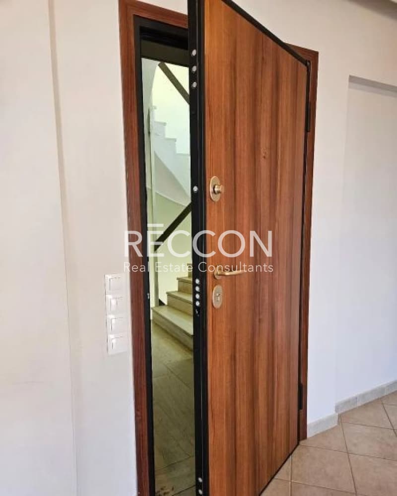 Apartment in Agios Nikolaos, Rafina — Photo 12 of 25