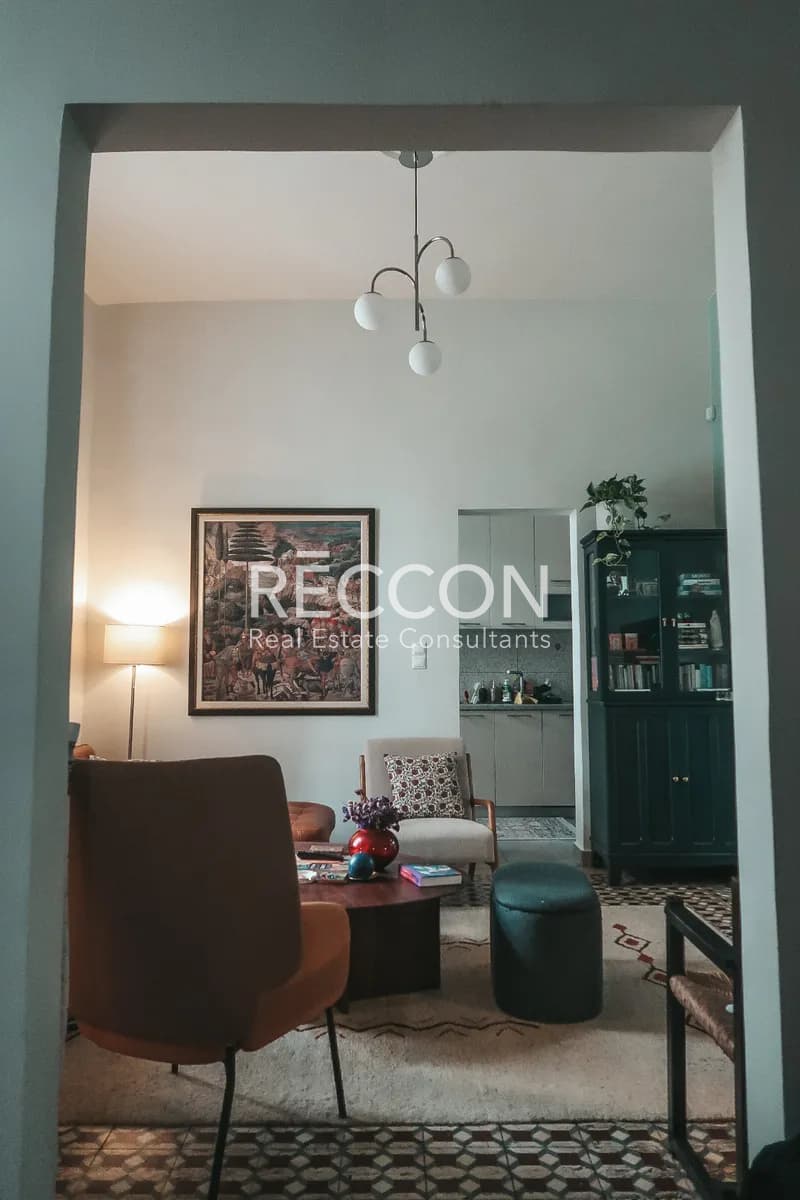 Apartment in Zoodochos Pigi, Vironas — Photo 10 of 25